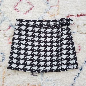 Houndstooth belted wrap skirt